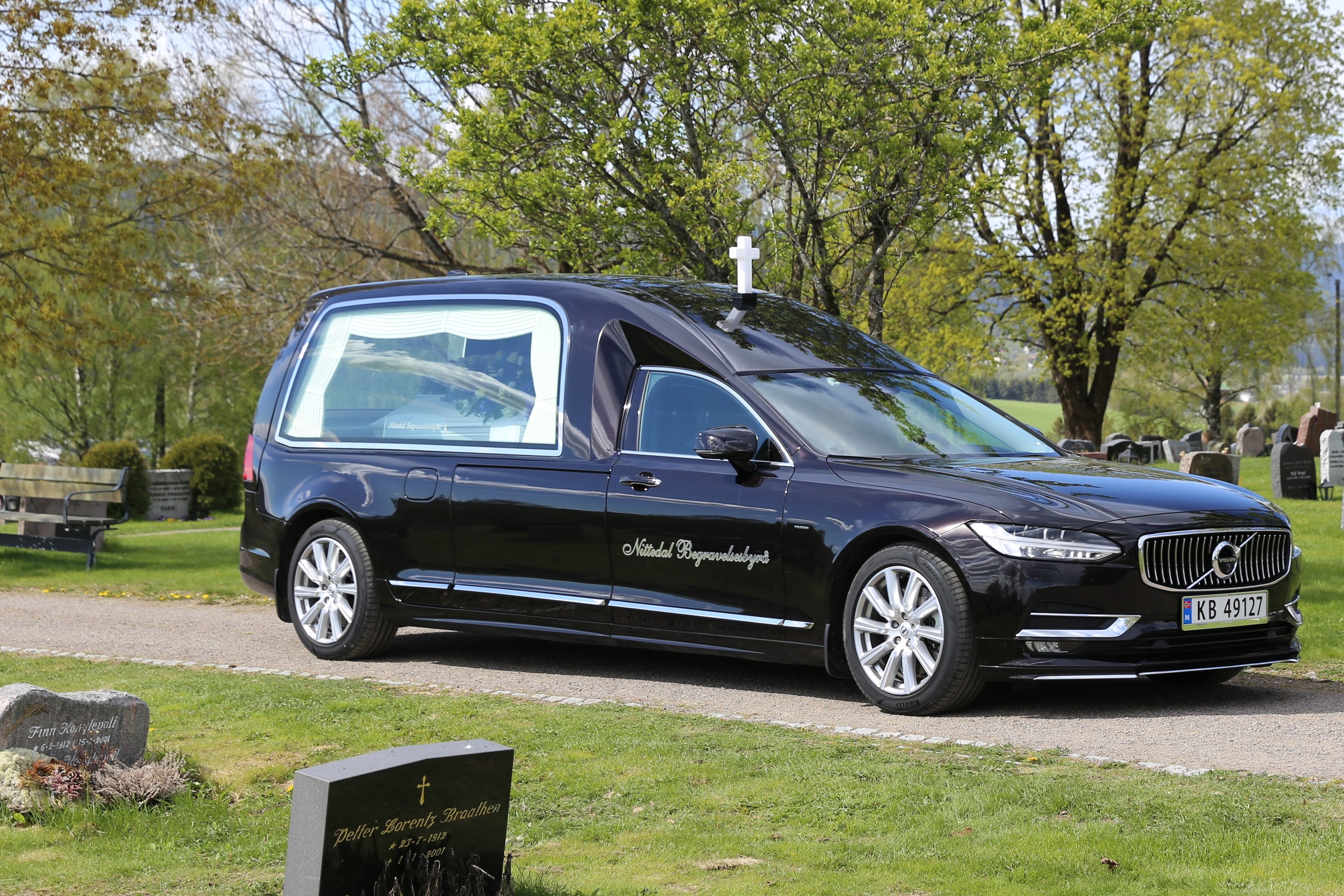 bårebil begravelsesbil vovlo nittedal begravelsesbyrå gravferd begravelse bisettelse